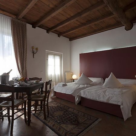 Agriturismo Cascina Marzana Pavia Exterior photo
