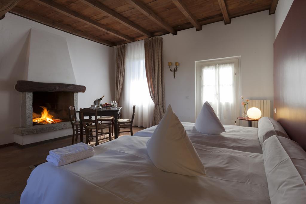 Agriturismo Cascina Marzana Pavia Exterior photo