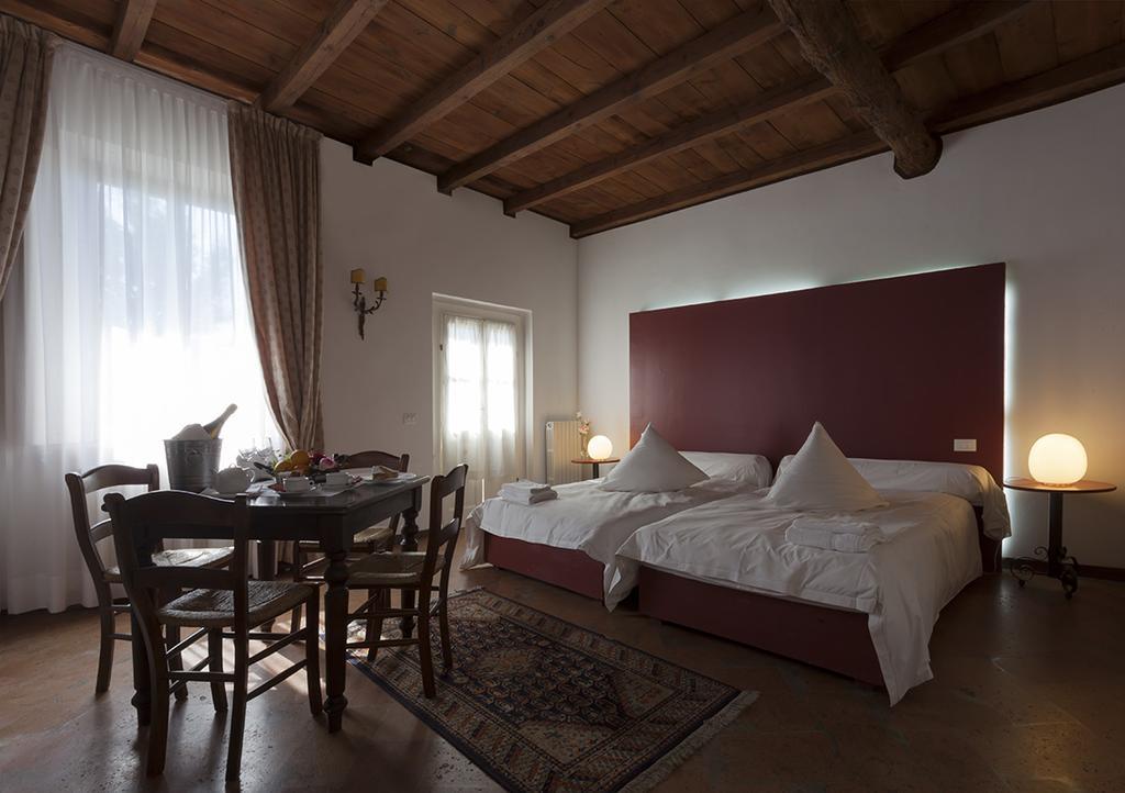 Agriturismo Cascina Marzana Pavia Exterior photo